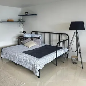 Petite Maison Studio Tout Confort Cosy Autoroute Et Gare Givors